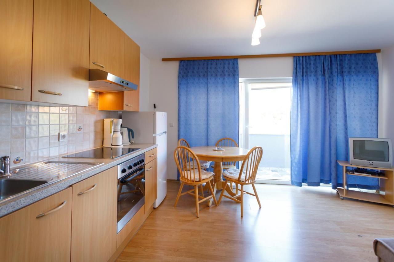 Apartments Lacic Krk Town Zewnętrze zdjęcie