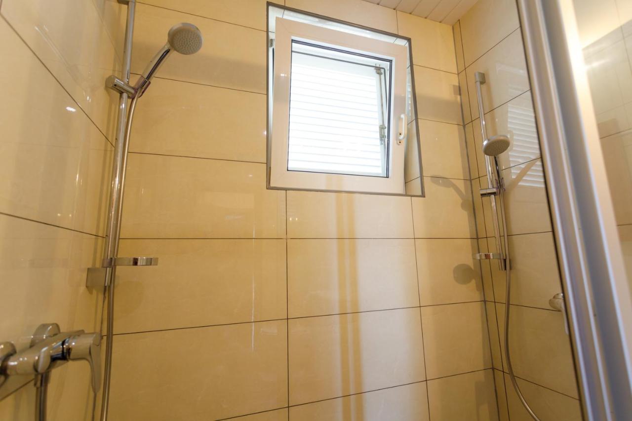 Apartments Lacic Krk Town Zewnętrze zdjęcie