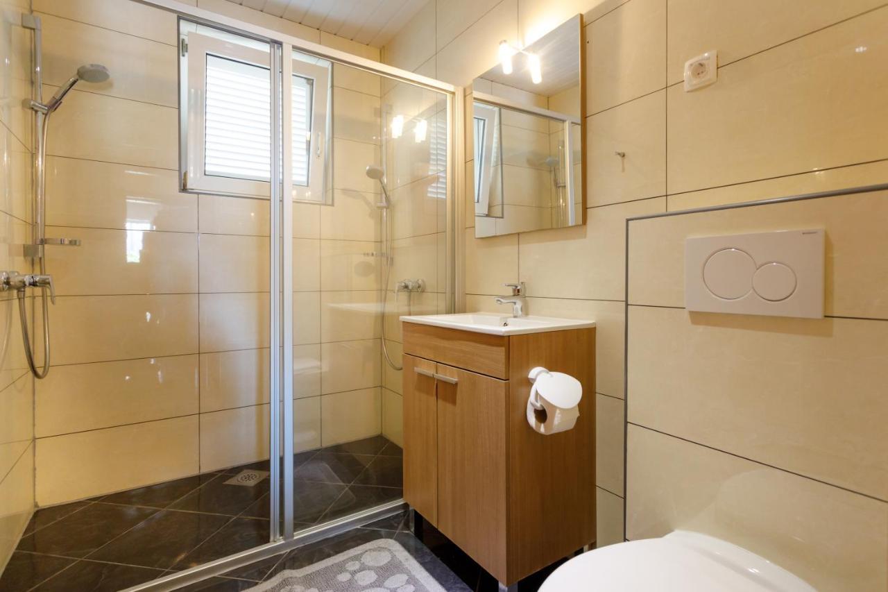 Apartments Lacic Krk Town Zewnętrze zdjęcie