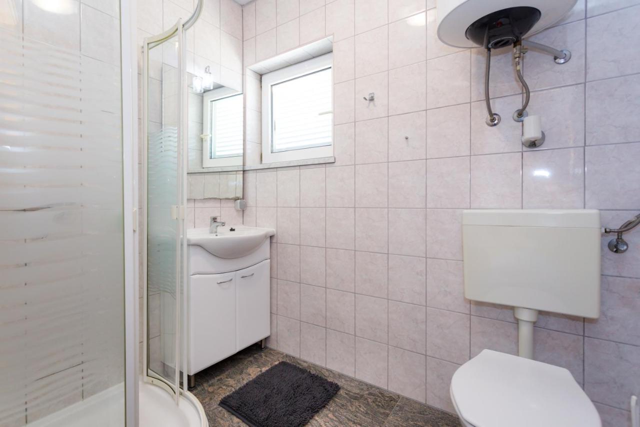 Apartments Lacic Krk Town Zewnętrze zdjęcie