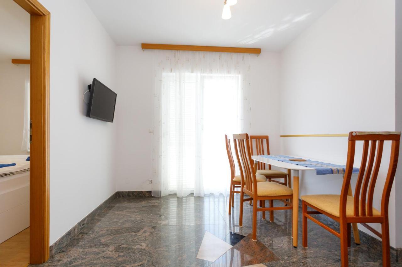 Apartments Lacic Krk Town Zewnętrze zdjęcie