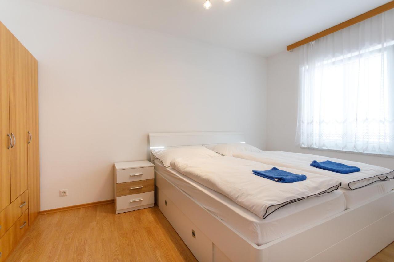 Apartments Lacic Krk Town Zewnętrze zdjęcie